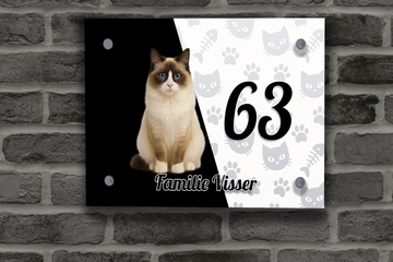 Katten Naambordje 22